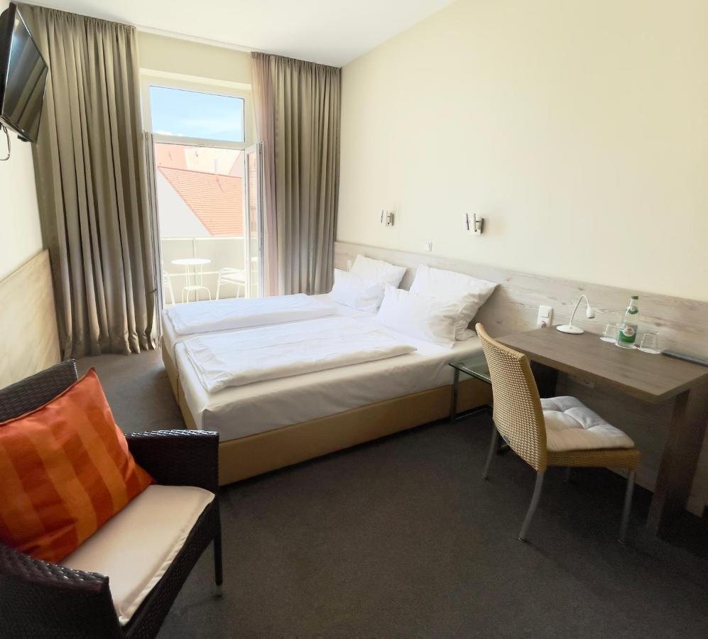 Hotel Central Hotel 3*